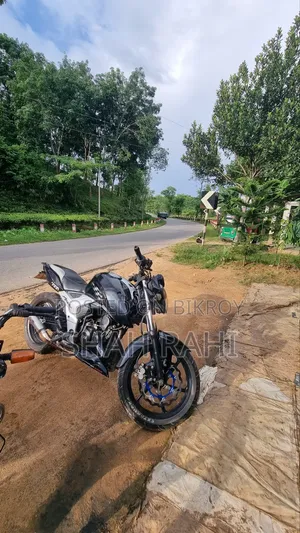 TVS Apache RTR 160 4V 2021 Black