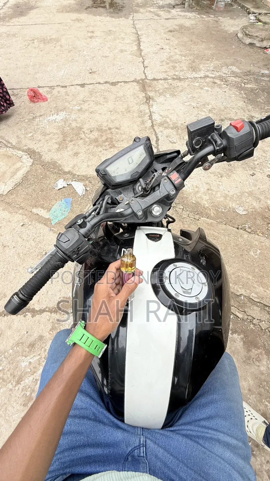 TVS Apache RTR 160 4V 2021 Black