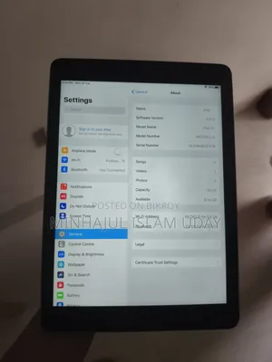 Apple iPad Air 16 GB Gray