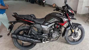নতুন হিরো হাঙ্ক ২০২১ কালো