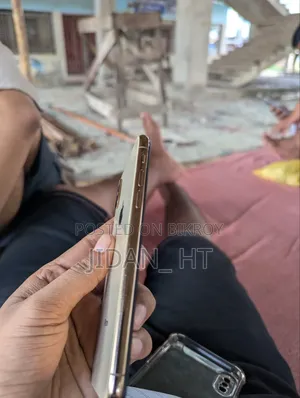 Apple iPhone XS 64 GB Gold
