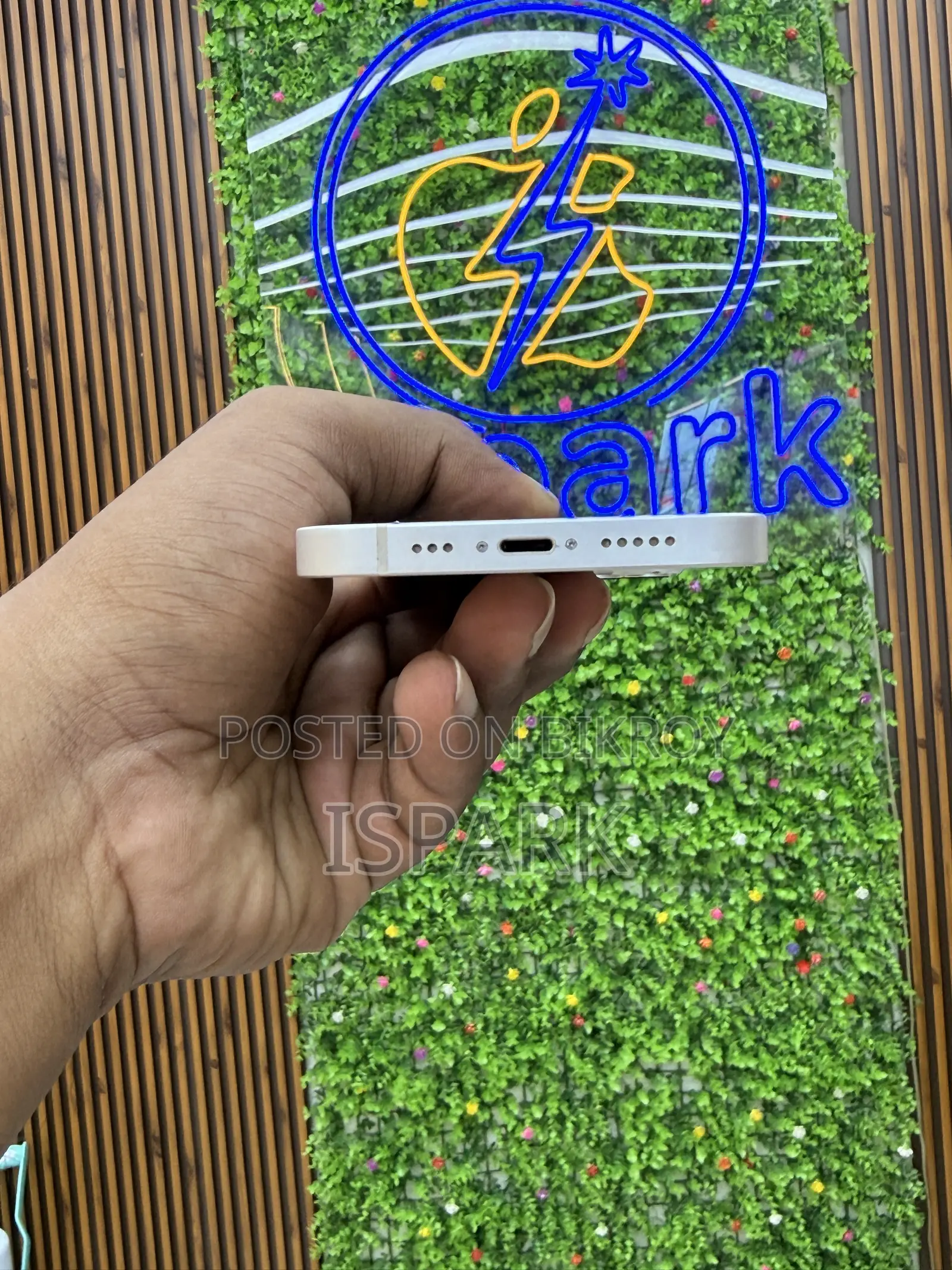 Apple iPhone 13 128 GB White
