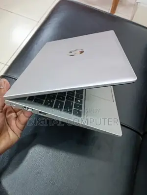 Laptop HP ProBook 445 G9 16GB AMD Ryzen 7 SSD 512GB