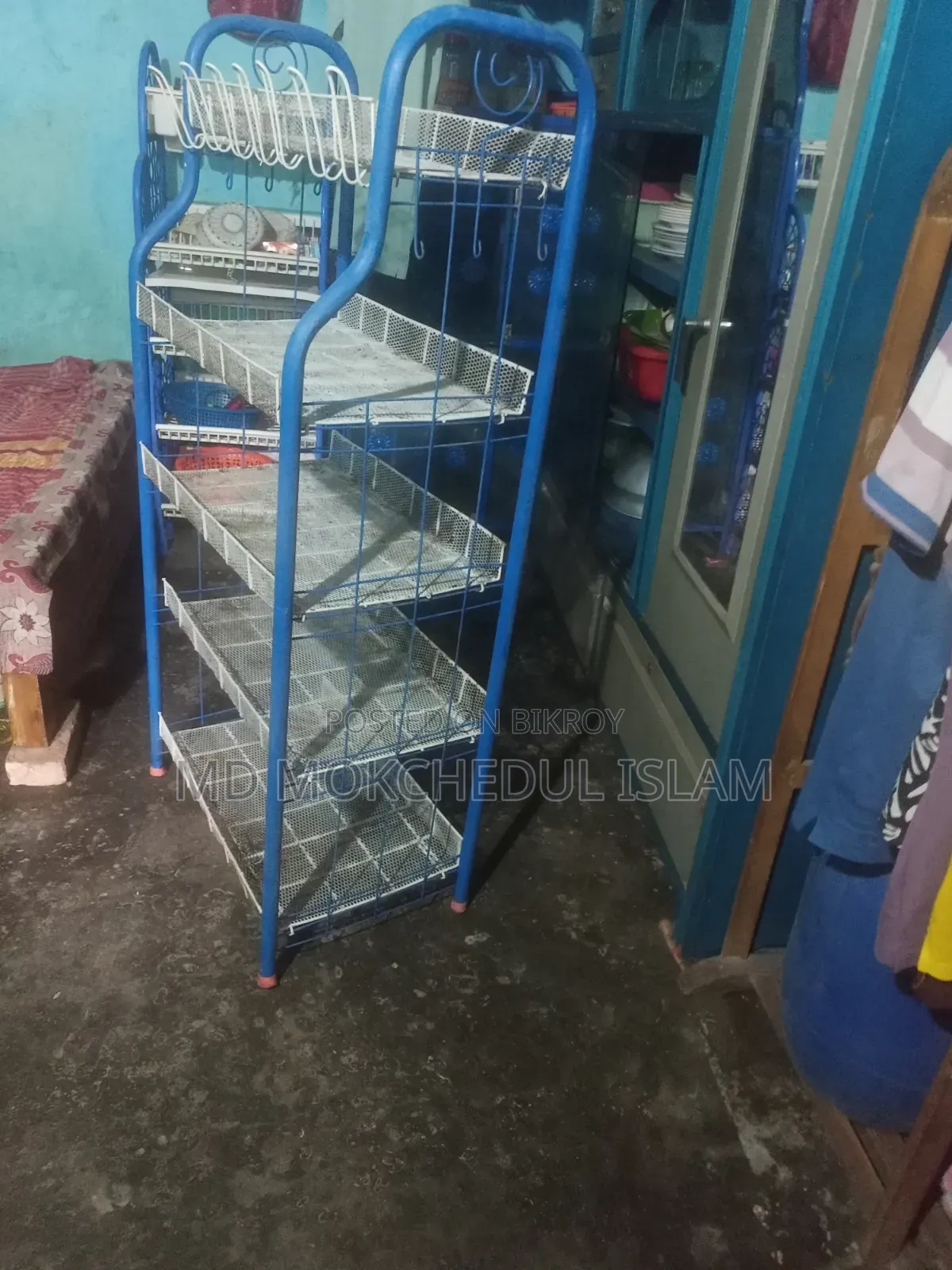 এই রেকটি বিক্রি করব।