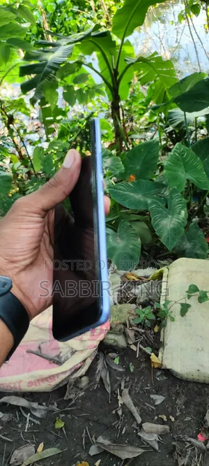 Infinix Hot 11 Play 64 GB Bronze