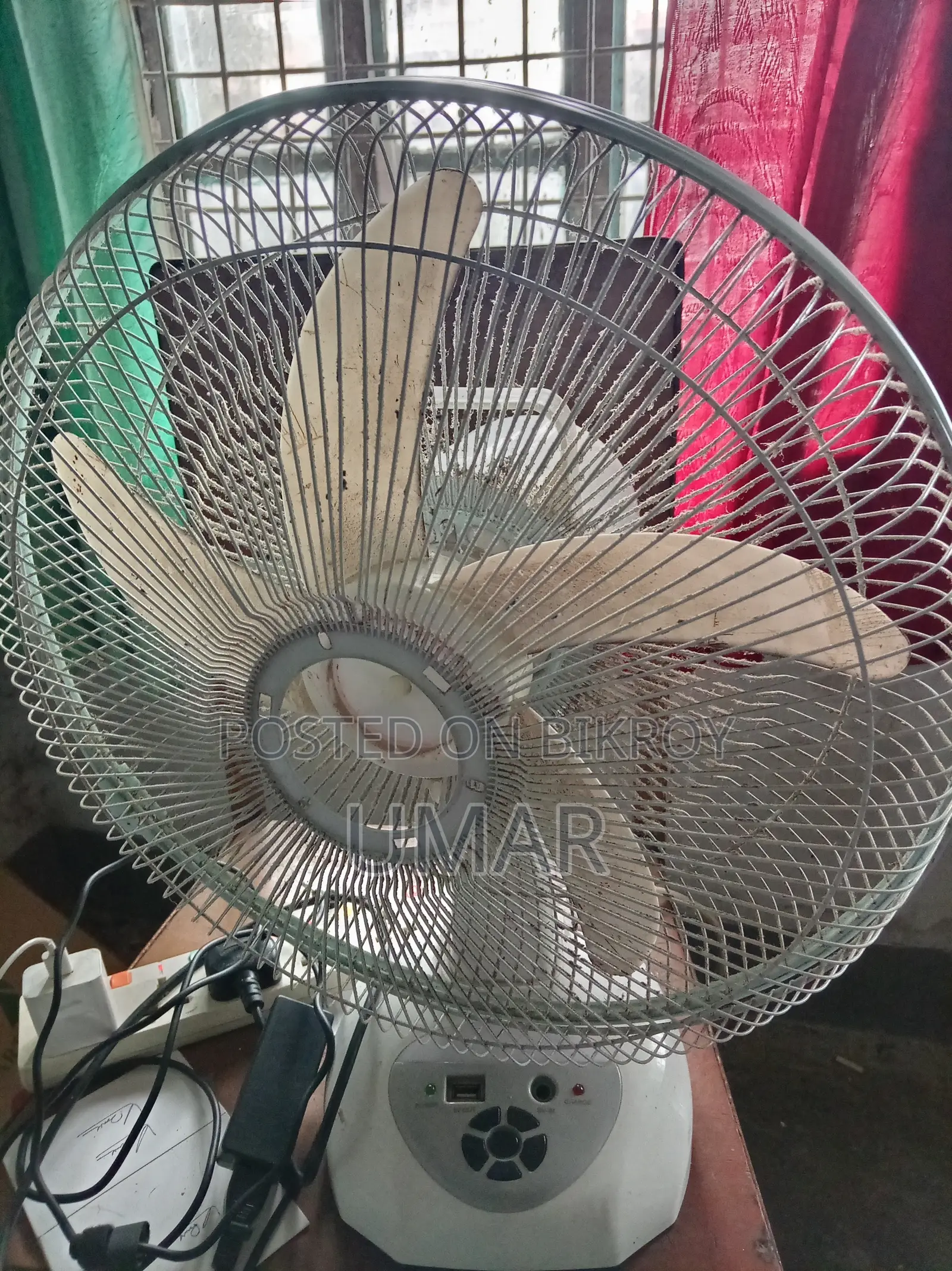 Rechargeable Table Fan