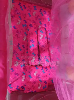 বাচ্চাদের দোলনা