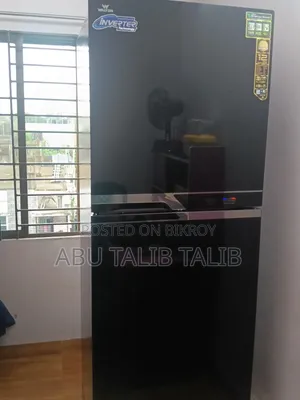 বিক্রয় করা হবে একটি ও একটা সেগুন কাঠের ওয়ারড্রব সম্পূর্ণ নতুন