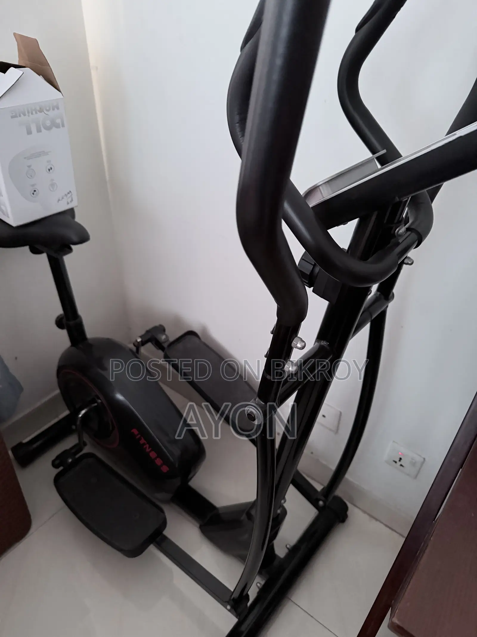 Elliptical Cross Trainer Exercise Bike With Seat