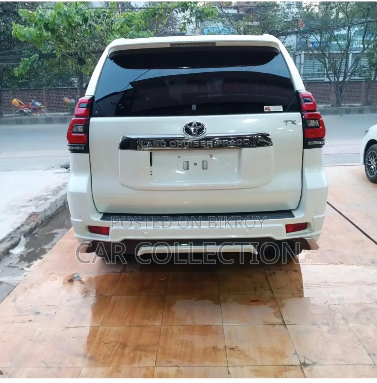 টয়োটা ল্যান্ড ক্রুজার প্রাডো ২০২১ পার্ল