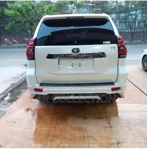 টয়োটা ল্যান্ড ক্রুজার প্রাডো ২০২১ পার্ল