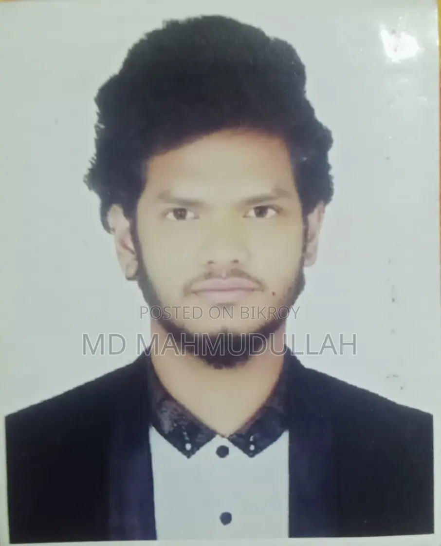 ট্রাভেল এজেন্সির কর্মী নিয়োগ, পুরুষ এবং মহিলা