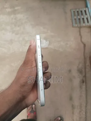 Apple iPhone 13 256 GB White