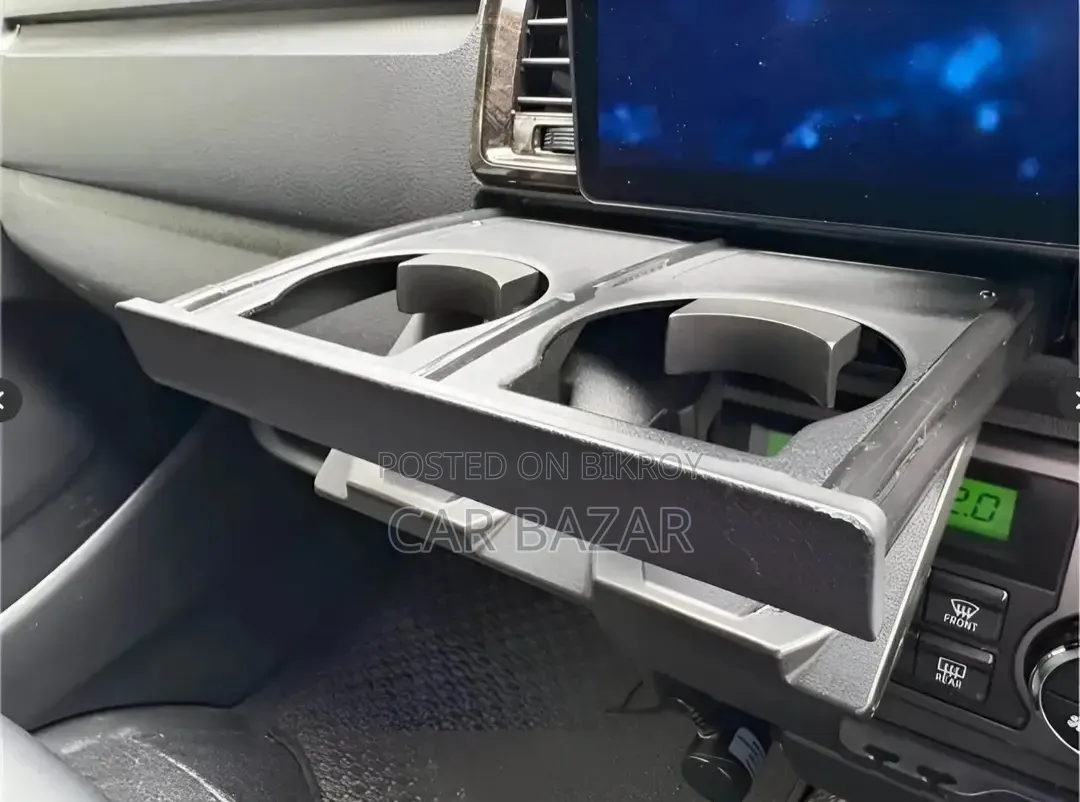 Toyota HiAce 2021 Black
