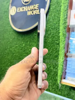iQOO 128 GB Gold