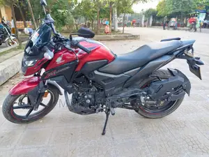 Honda X-Blade 160 2021 Red