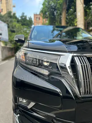 Toyota Land Cruiser Prado 2012 Black