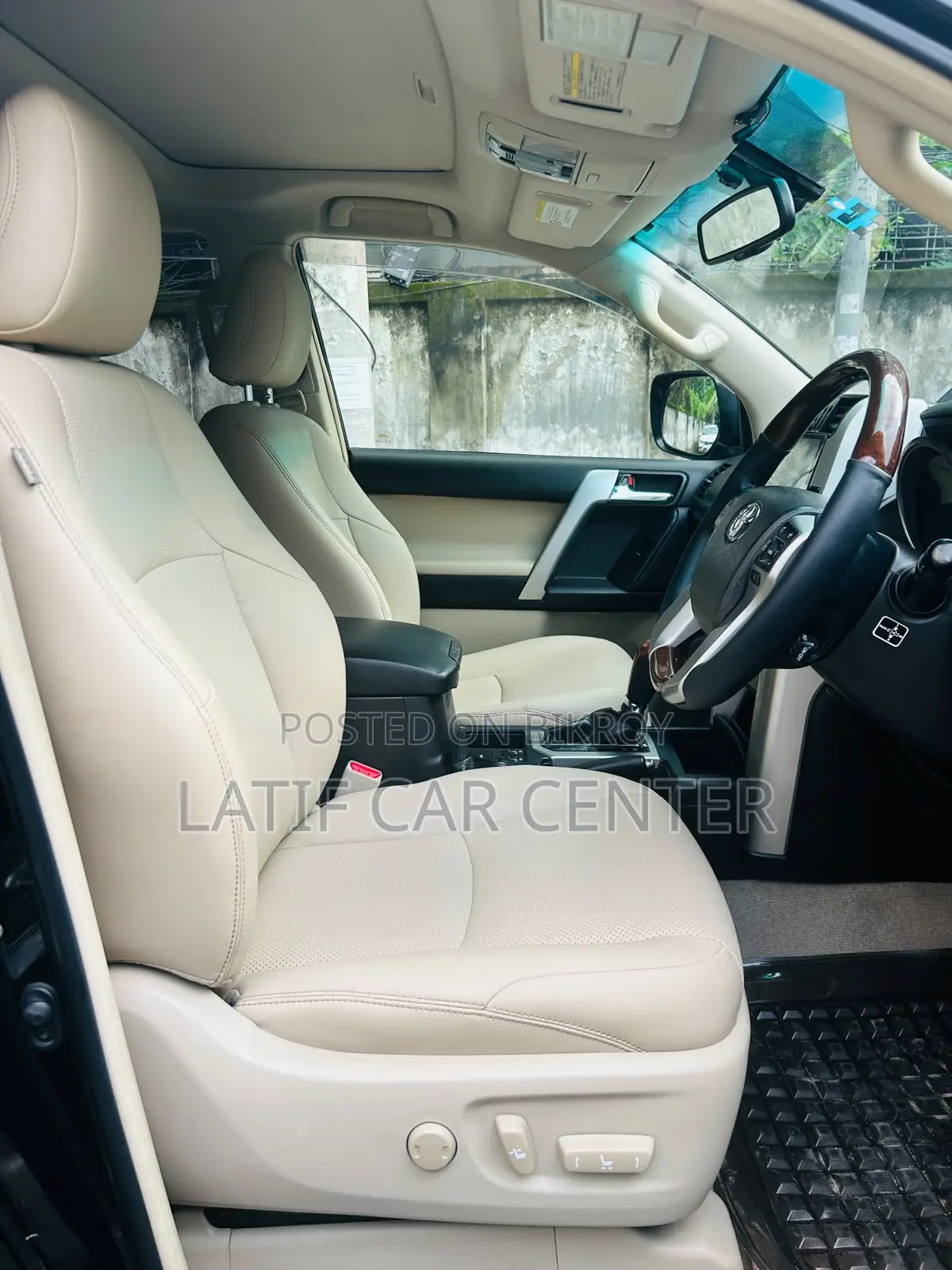 Toyota Land Cruiser Prado 2012 Black