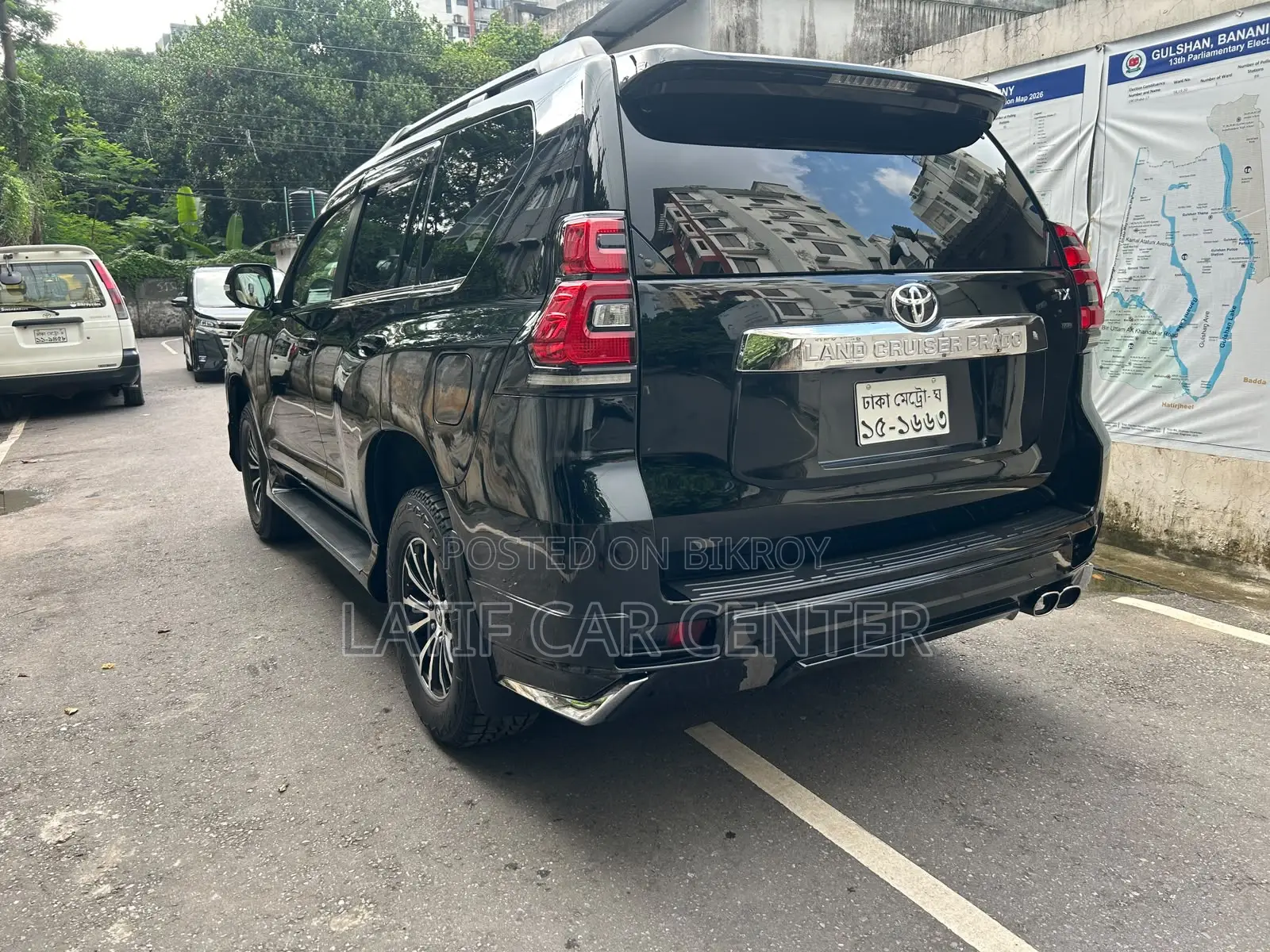 Toyota Land Cruiser Prado 2012 Black