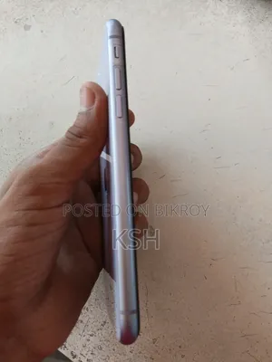 Apple iPhone 11 64 GB White