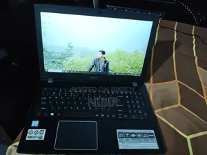 Laptop Acer Aspire 15 4GB Intel Core i3 HDD+SSD 1T