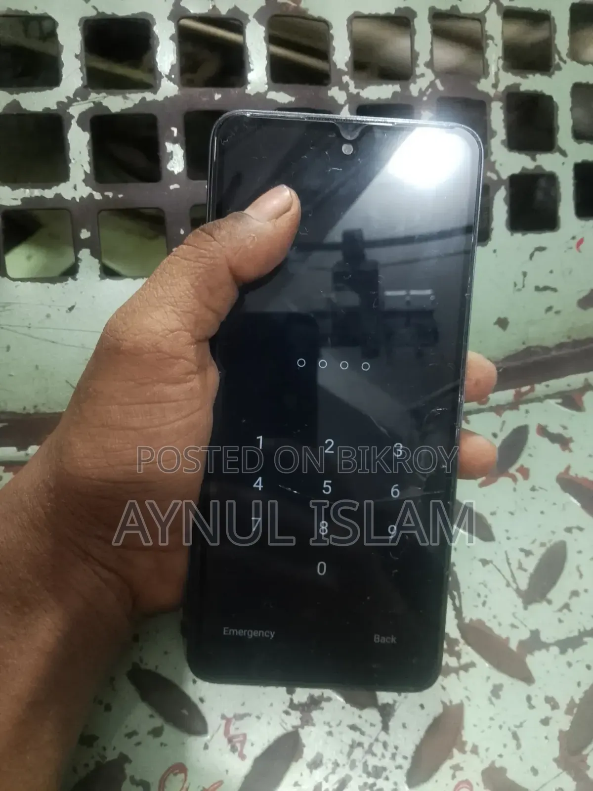 Mobile Phone 64 GB Black
