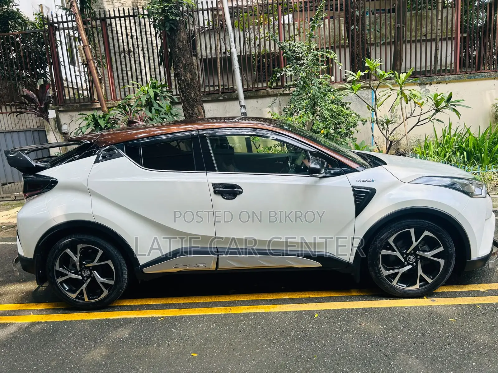 Toyota C-HR 2019 Pearl