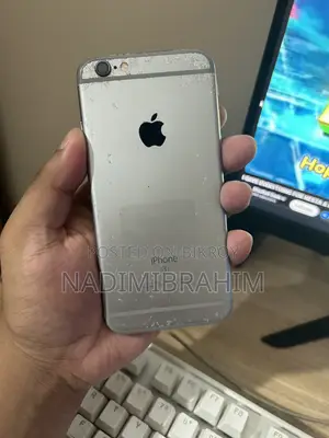 Apple iPhone 6s 64 GB Silver