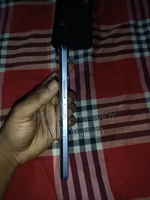 Vivo Y22s 128 GB Blue