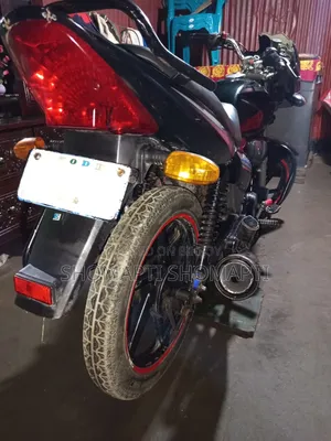 Runner Bullet 100 2016 Red