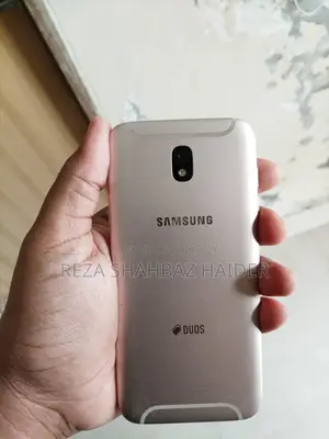 Samsung Galaxy J5 Pro 32 GB Gold