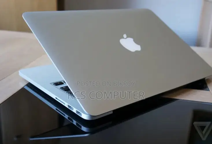 Laptop Apple MacBook 2015 16GB Intel Core i7 SSD 16 GB
