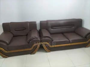 সোফা সেটটি বিক্রি করা হবে