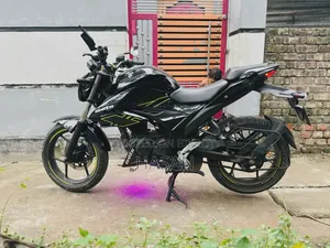 Suzuki Gixxer 2024 Black