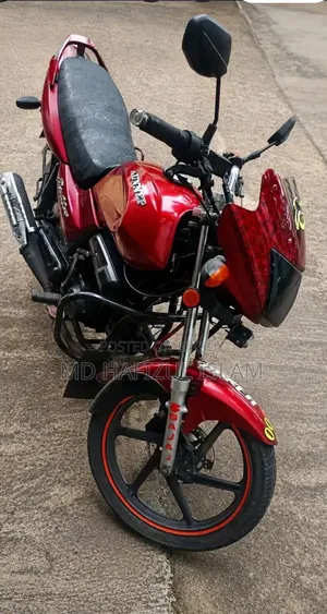 Runner Bullet 100 2017 Red