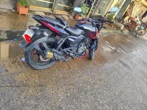 Bajaj Pulsar 150 2020 Red