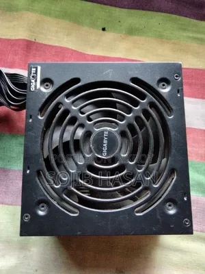 গিগাবাইট ৫৫০ওয়াট ৮০+ ব্রোঞ্জ পাওয়ার সাপ্লাই