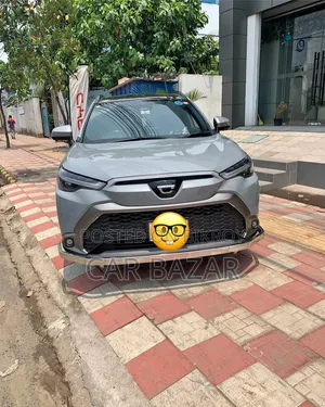 Toyota Corolla Cross LE 2025 Gray