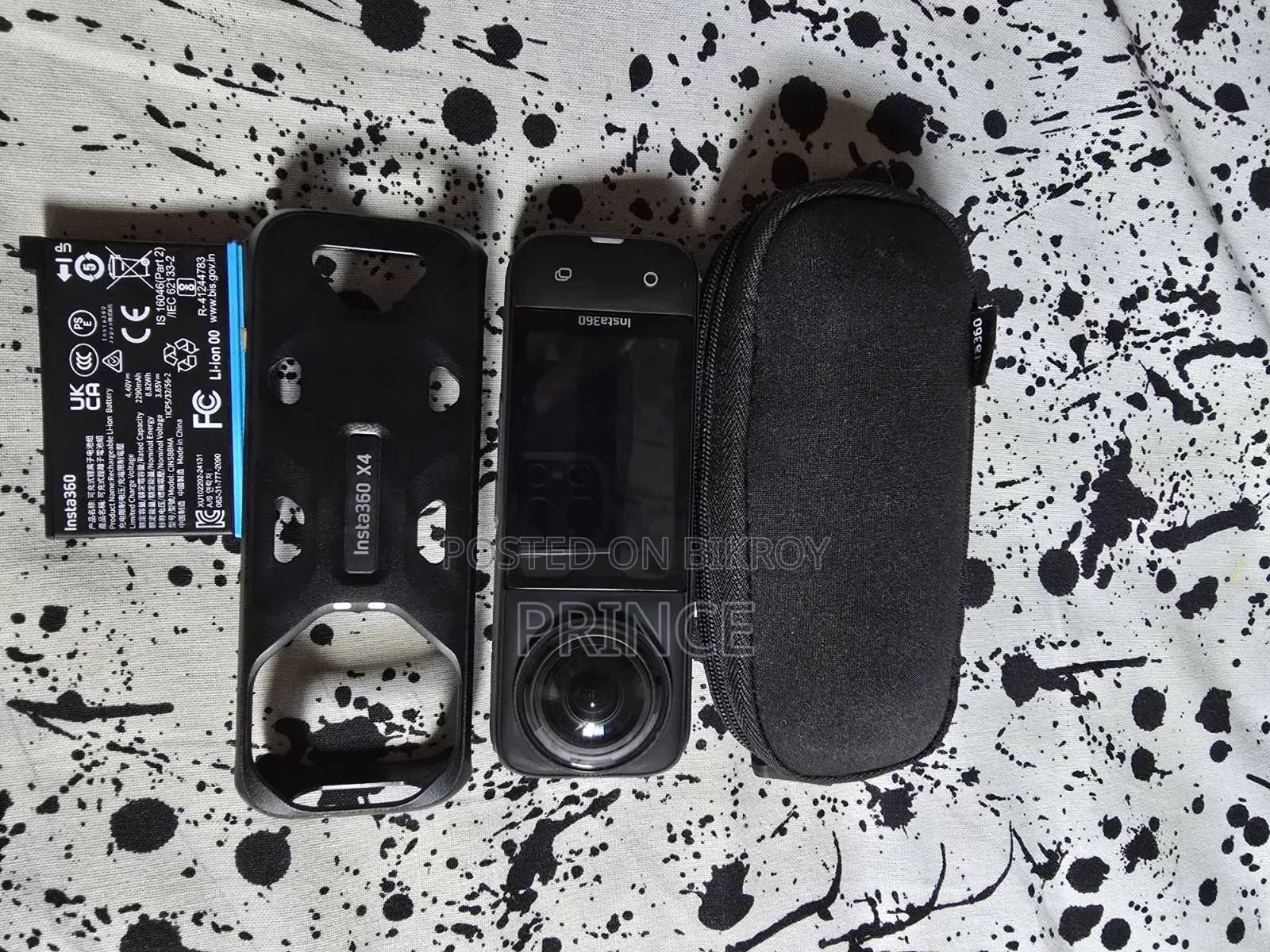 Insta 360 X4