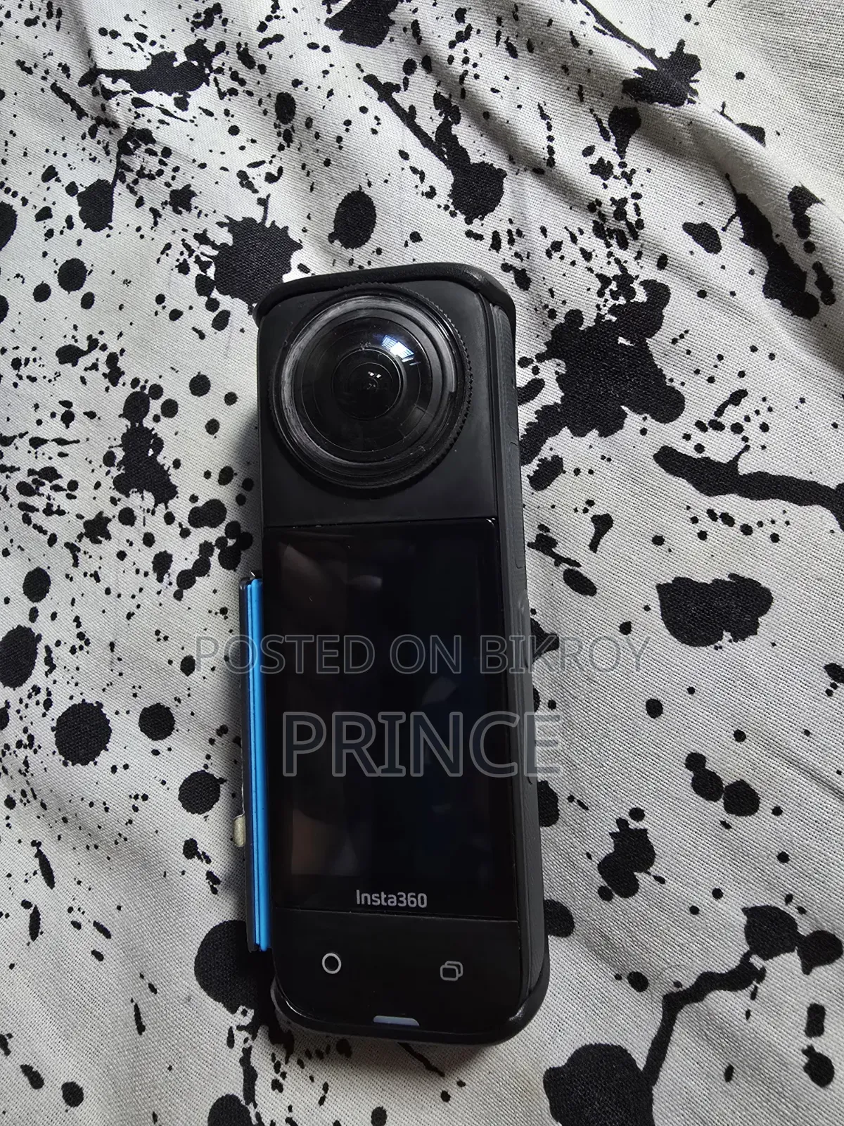 Insta 360 X4