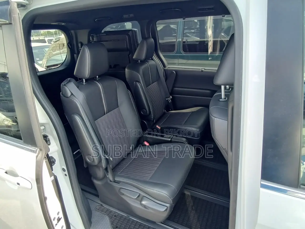 Toyota Noah 2022 Pearl