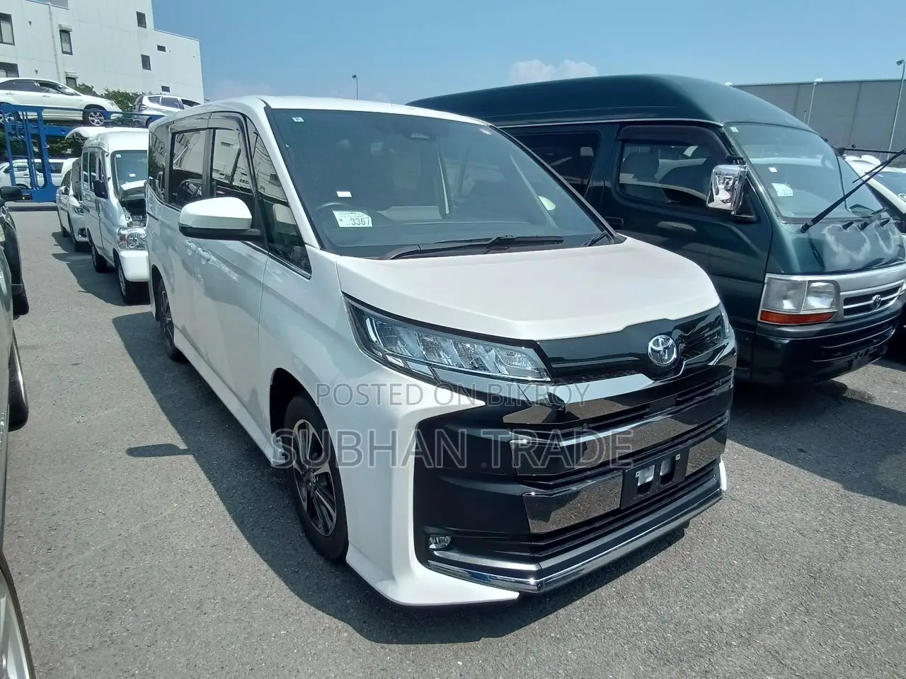Toyota Noah 2022 Pearl