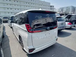 Toyota Noah 2022 Pearl