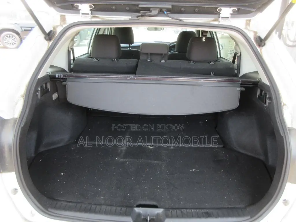 Toyota Corolla Fielder 2021 Pearl