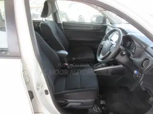 Toyota Corolla Fielder 2021 Pearl
