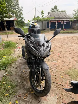 Honda CBR 2017 Gray