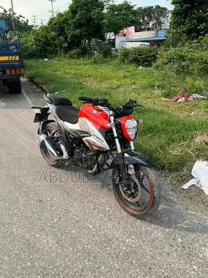 New Suzuki Gixxer 2025 Orange