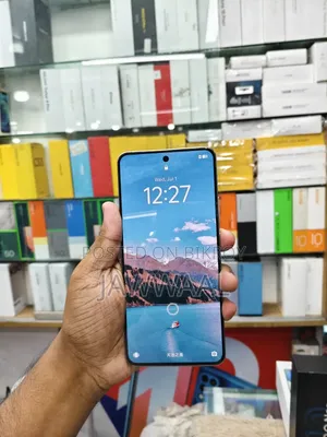 iQOO 256 GB White