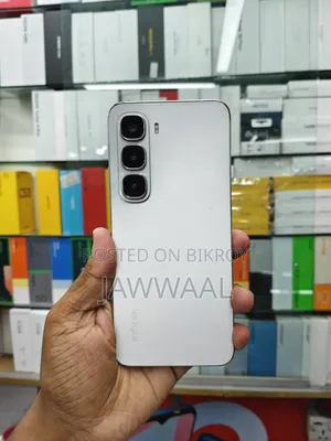 Infinix Hot 60i 128 GB Silver