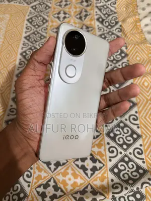 Vivo iQOO Z10R 256 GB White